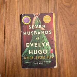 The Seven Husbands of Evelyn Hugo by Taylor Jenkins Reid (2018, Paperback)